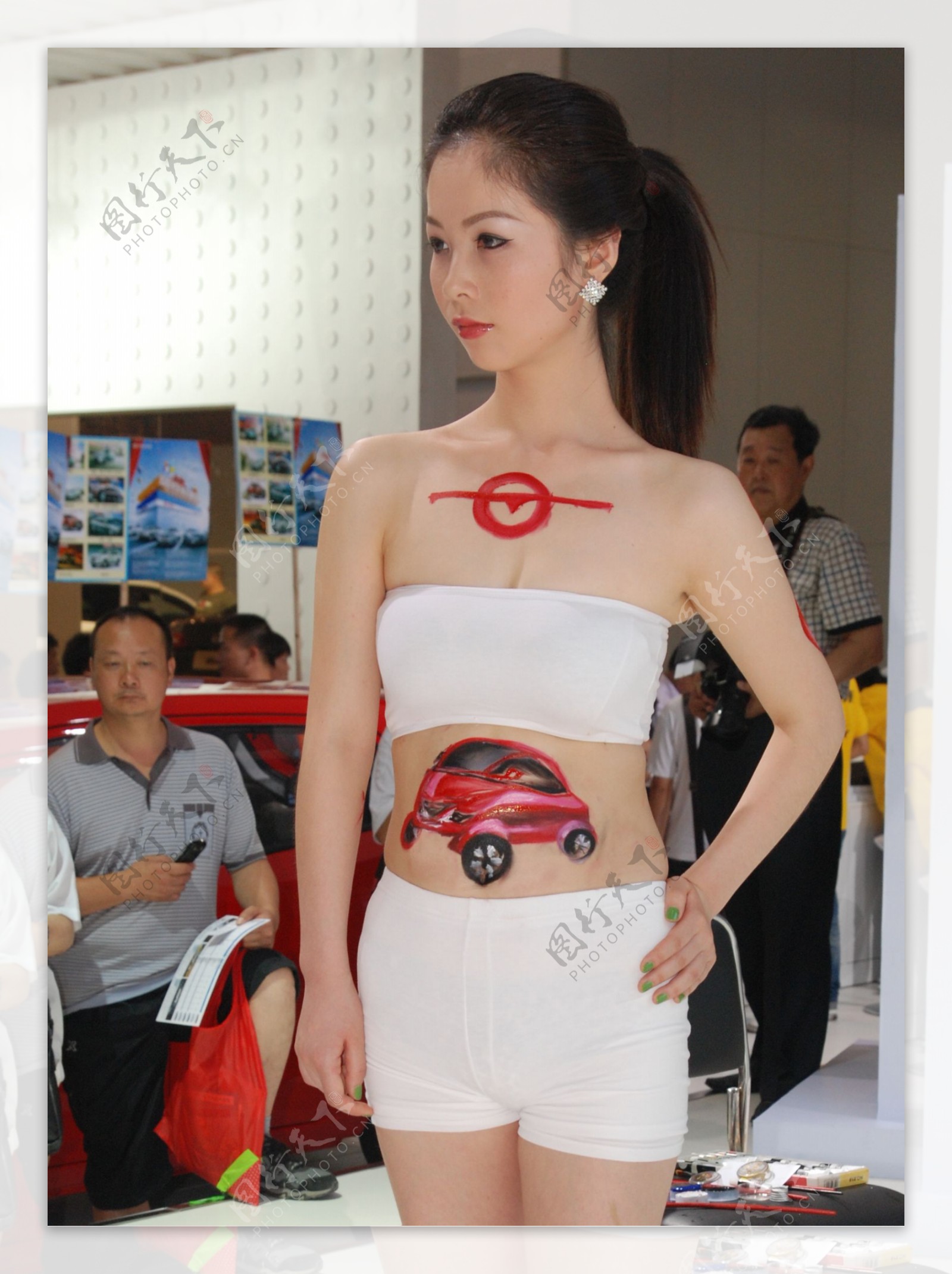 2011年重庆汽车展览模特图片