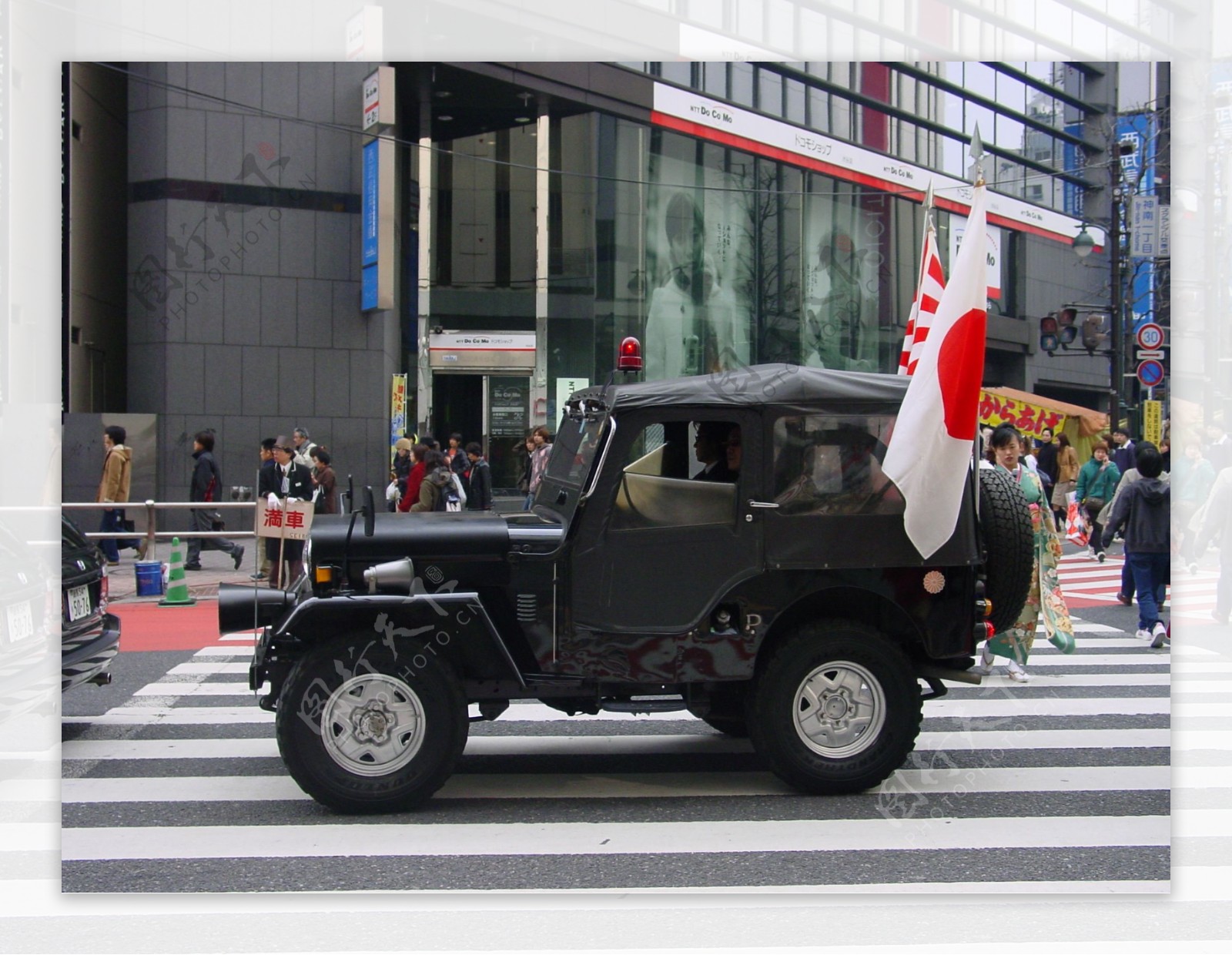 日本街头车辆图片