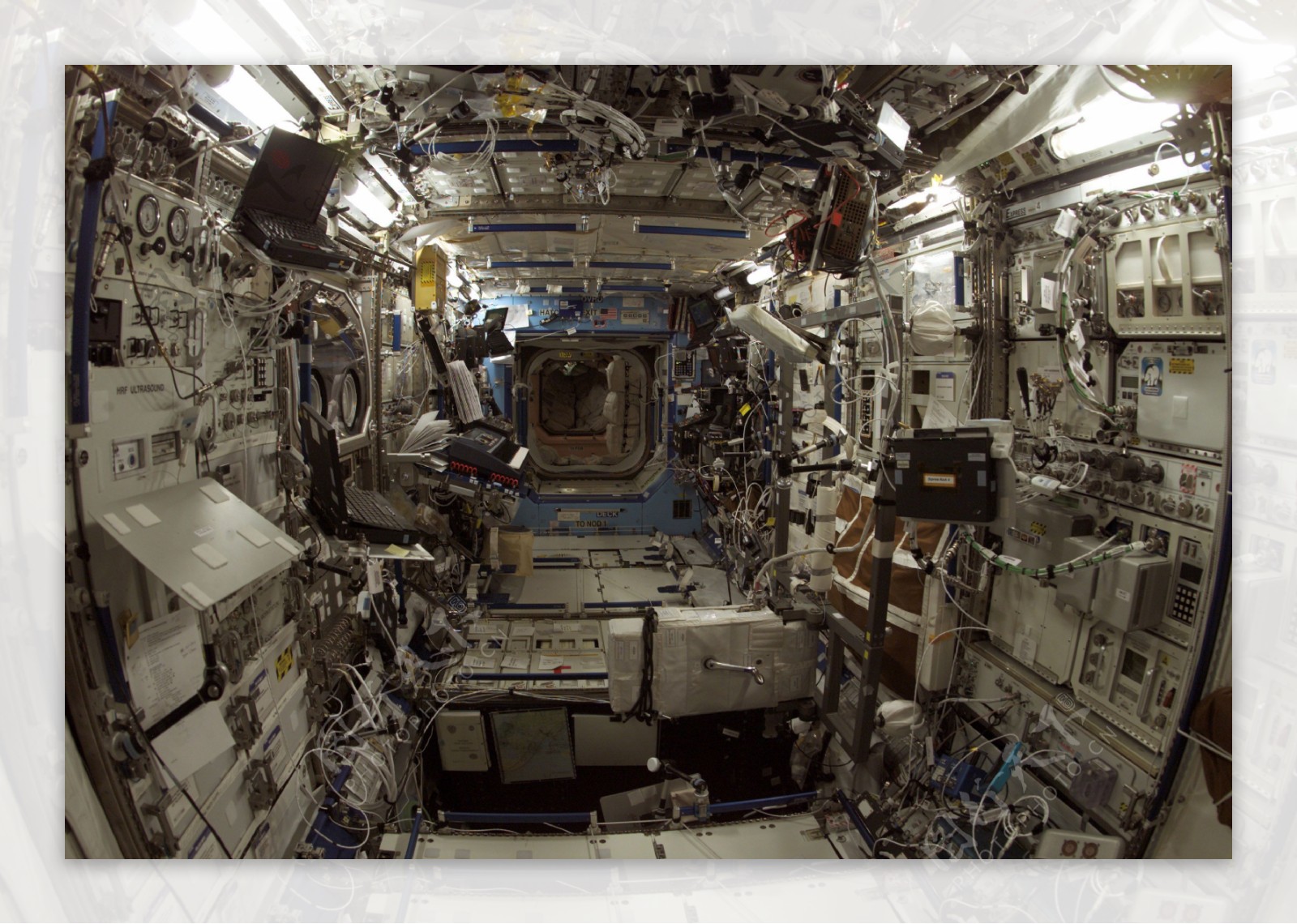 国际空间站设备命运号实验舱图片