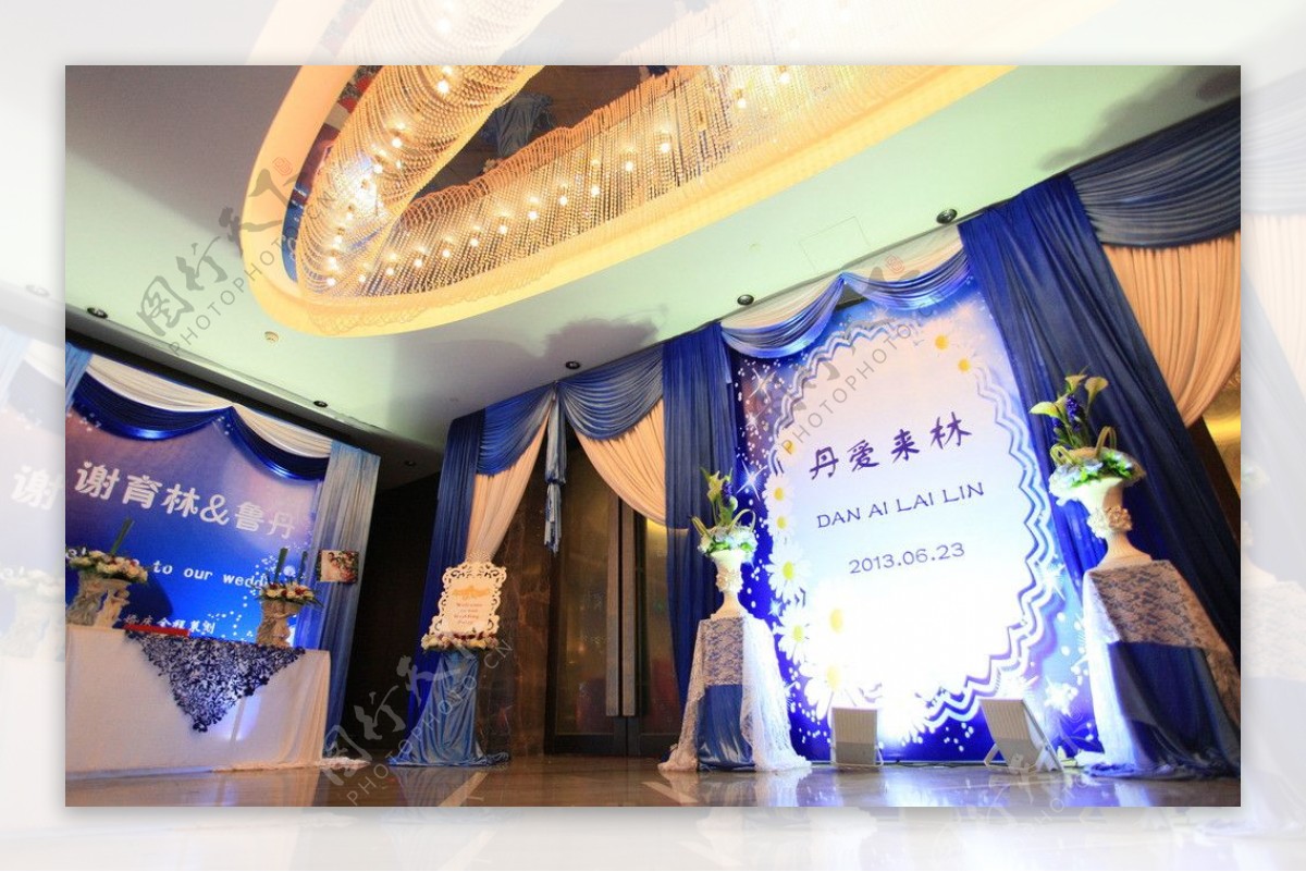 蓝色婚礼背景图图片