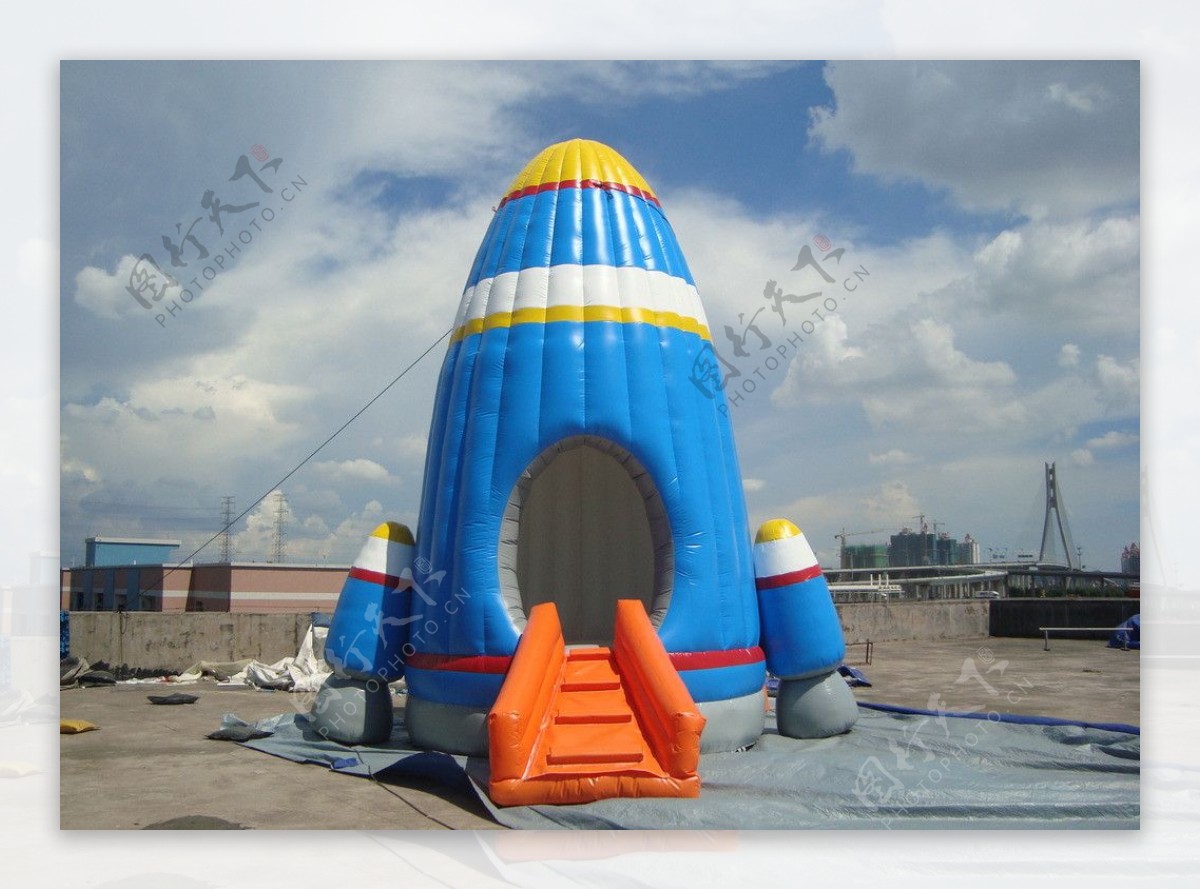 火箭跳床玩具图片