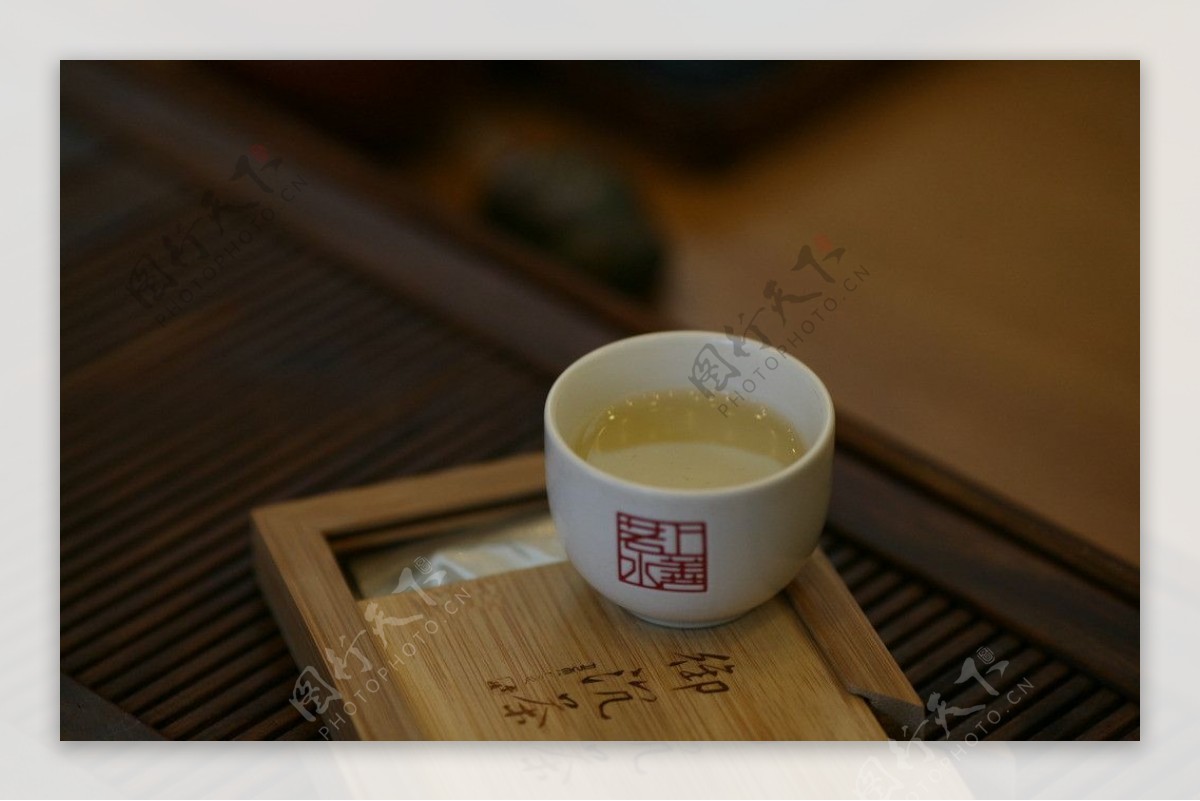 高清摄影香茶盒图片