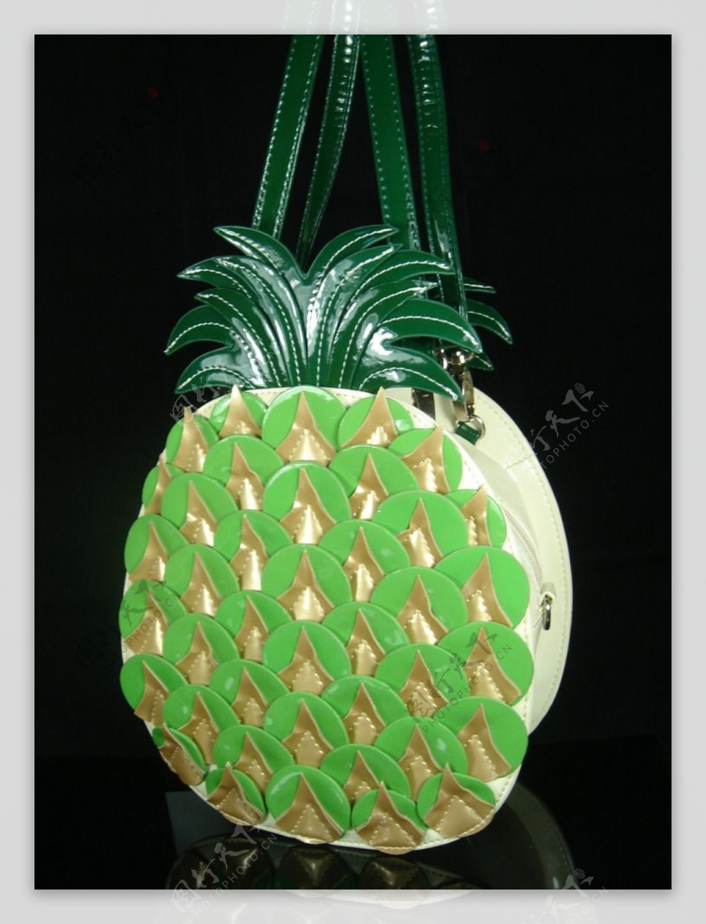 菠萝小拎包图片