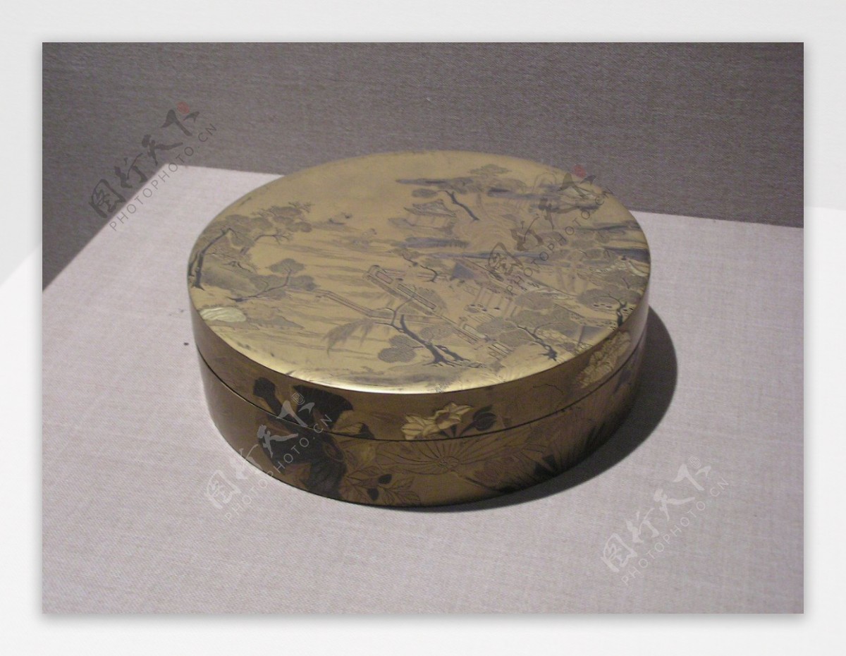 秦代铜盒图片
