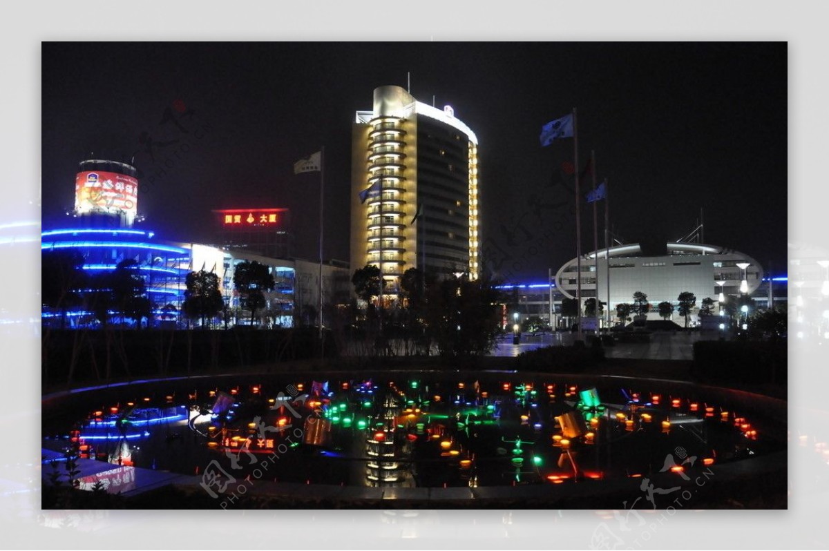 商城夜景图片