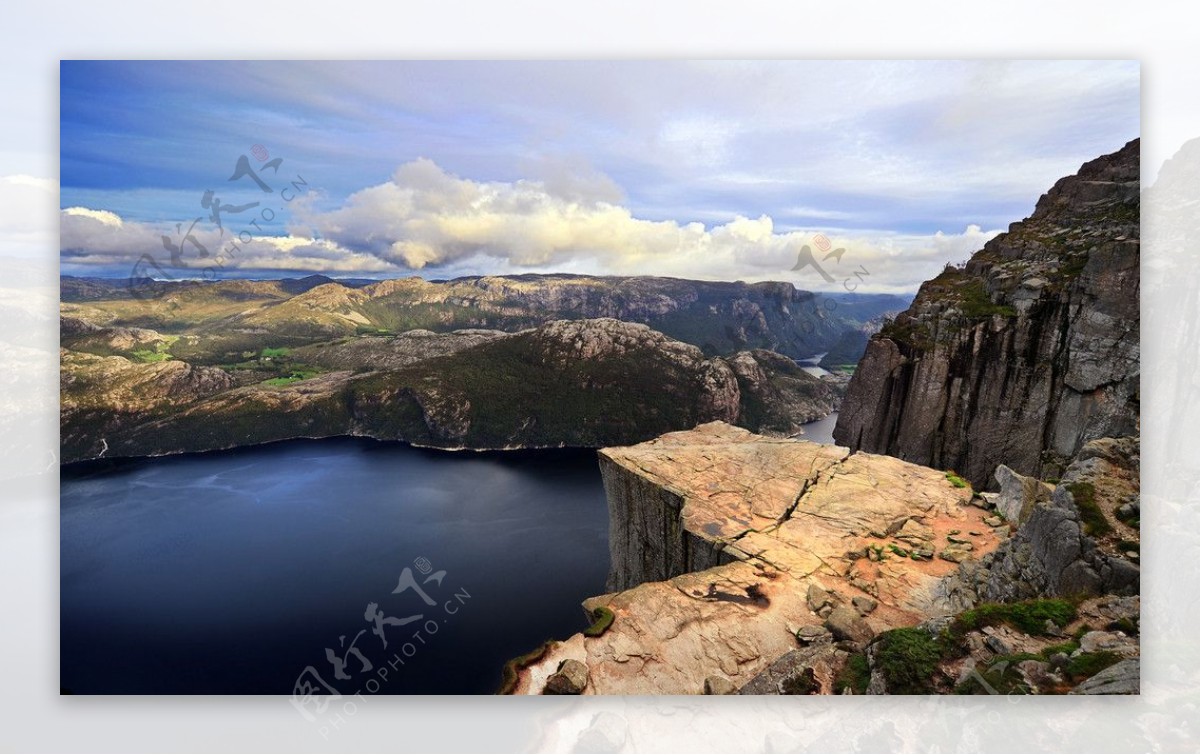 北欧风光挪威著名的布道坛岩图片