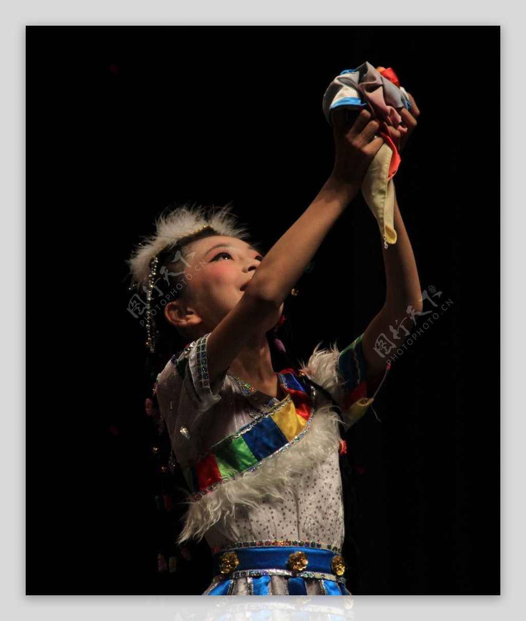 藏族舞蹈图片