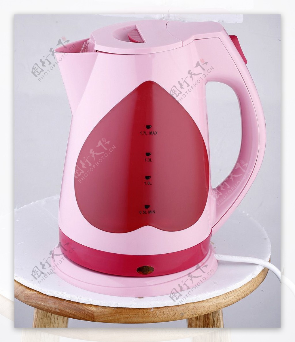 粉色水杯高清图片