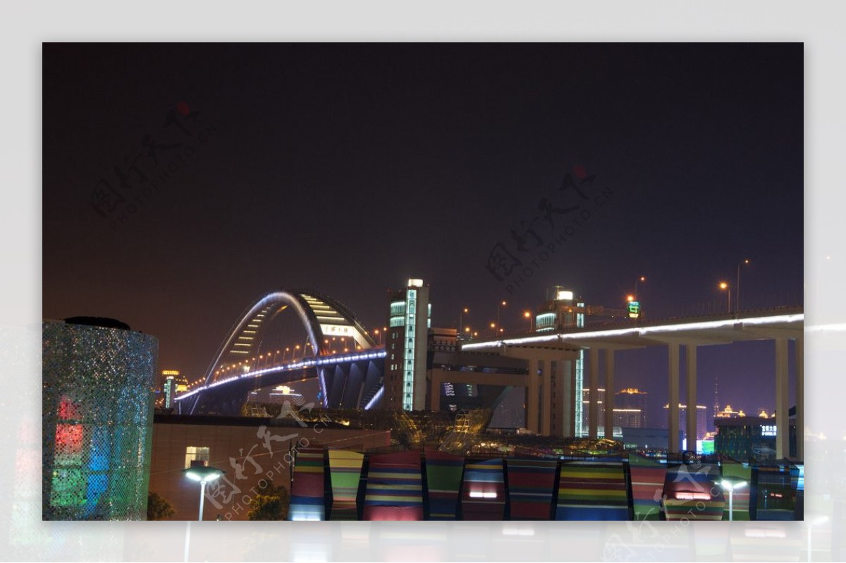 世博之夜卢浦大桥图片