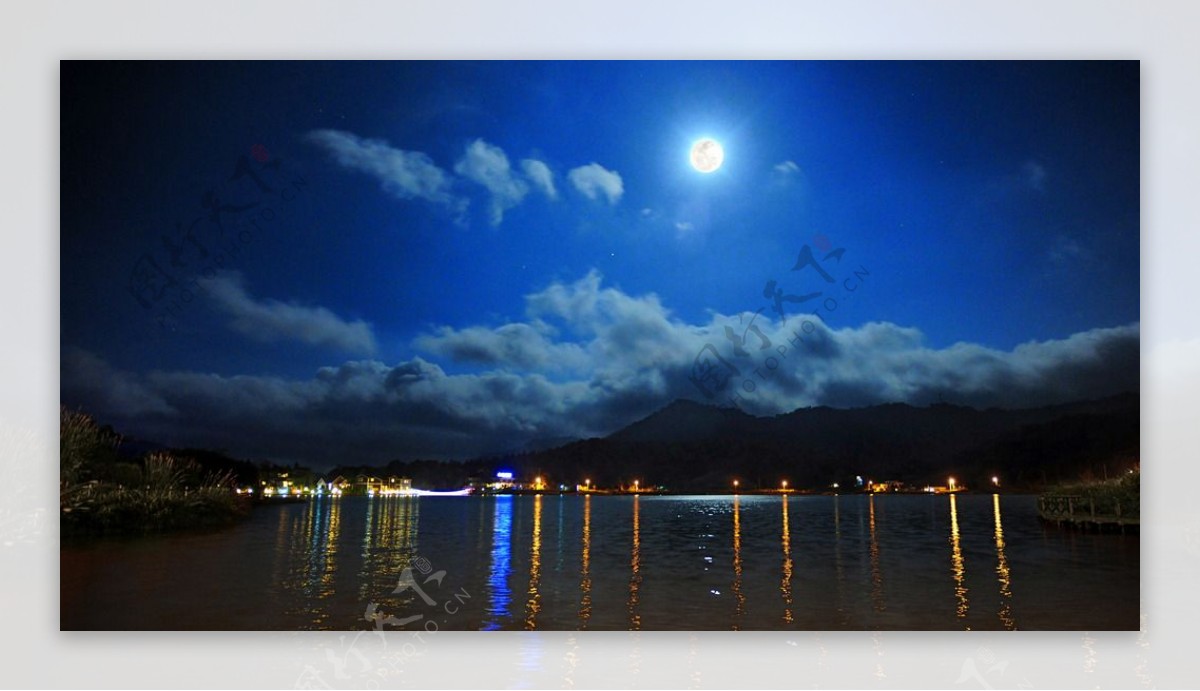 海南尖峰岭夜景图片