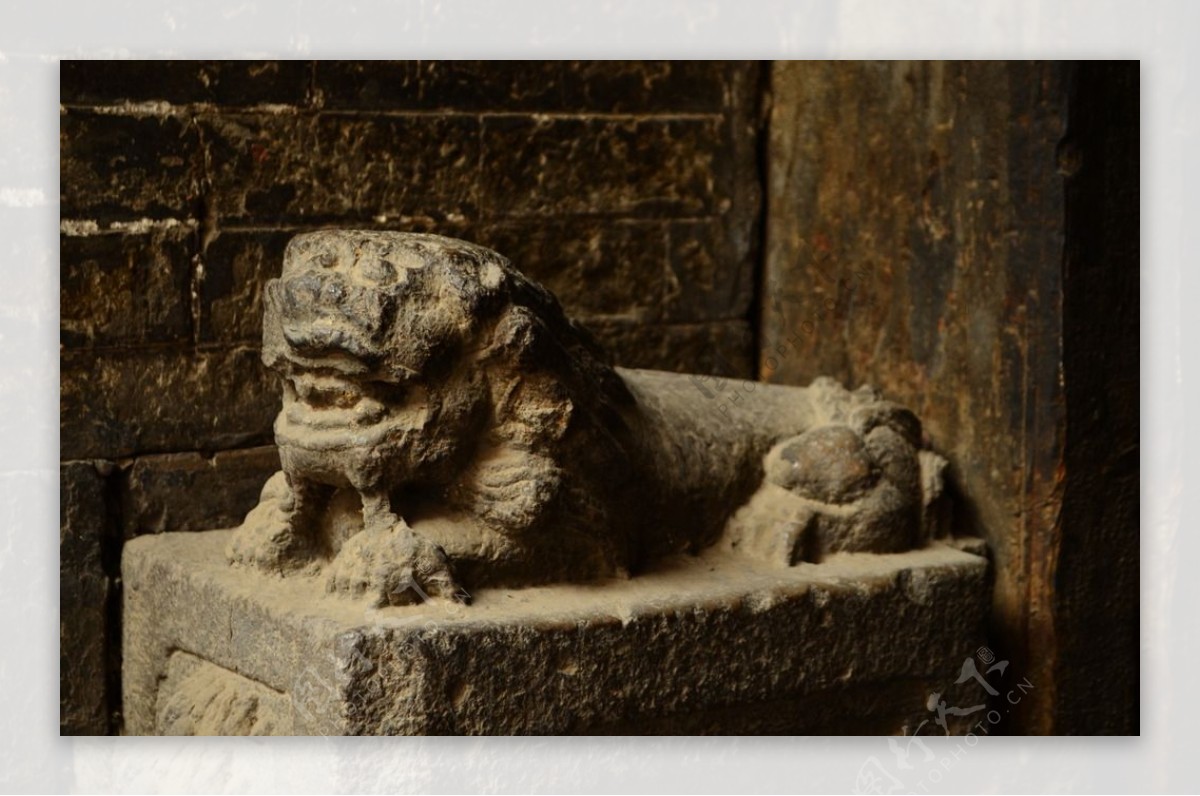 古建筑石狮子图片