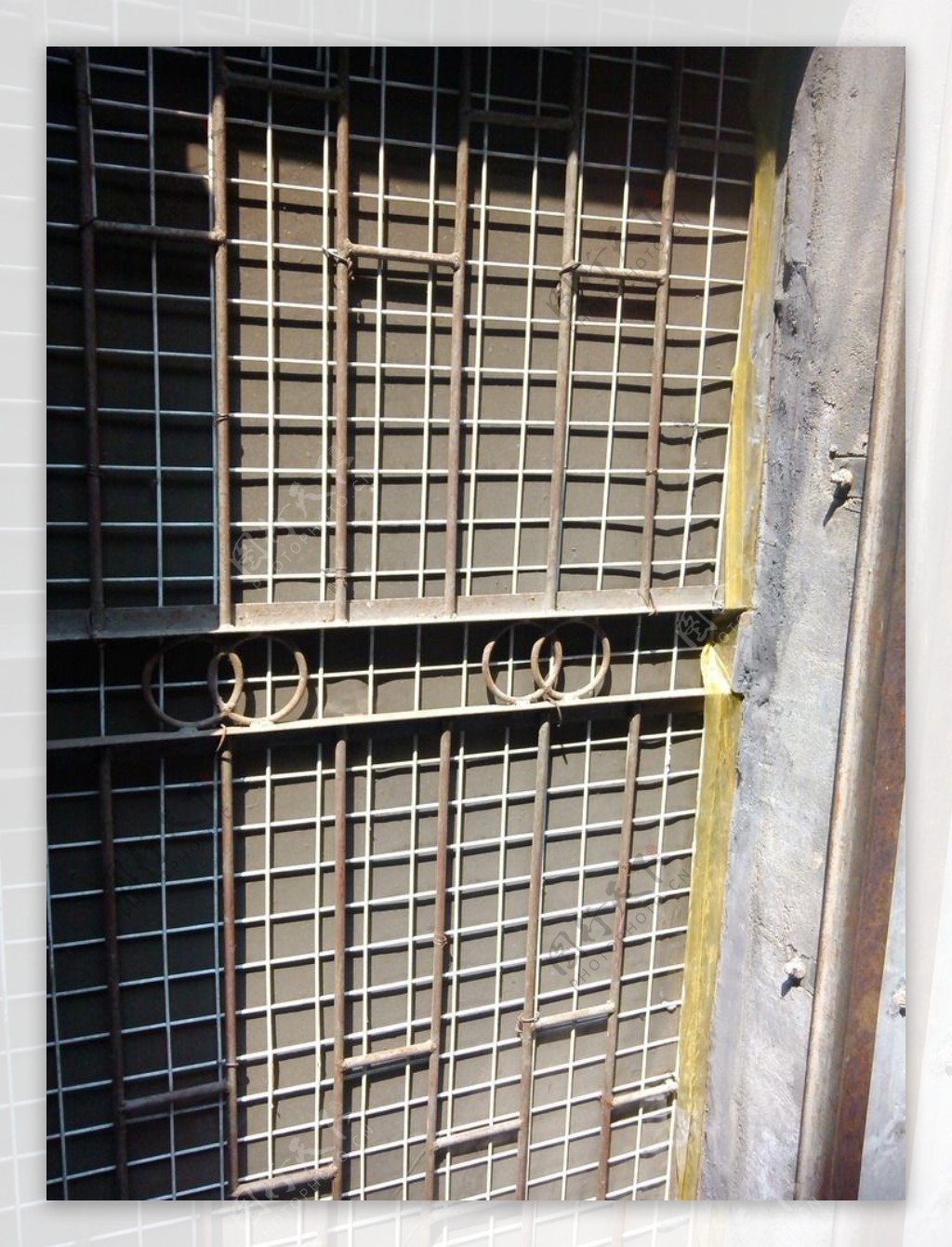 铁窗门图片