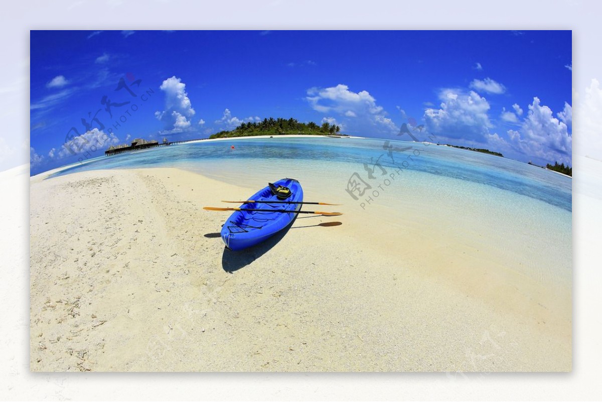 海岛海滩皮划艇图片
