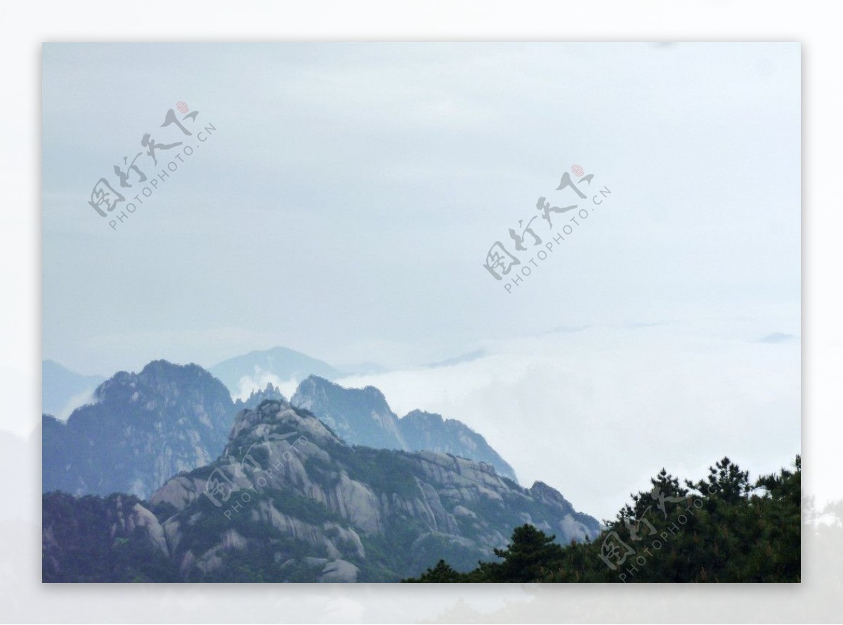 黄山云雾图片