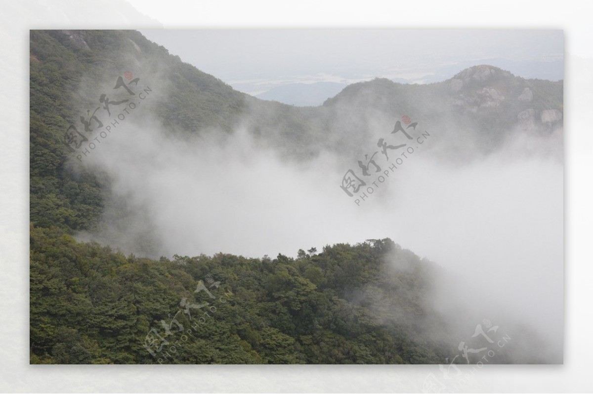 罗浮山云雾山图片