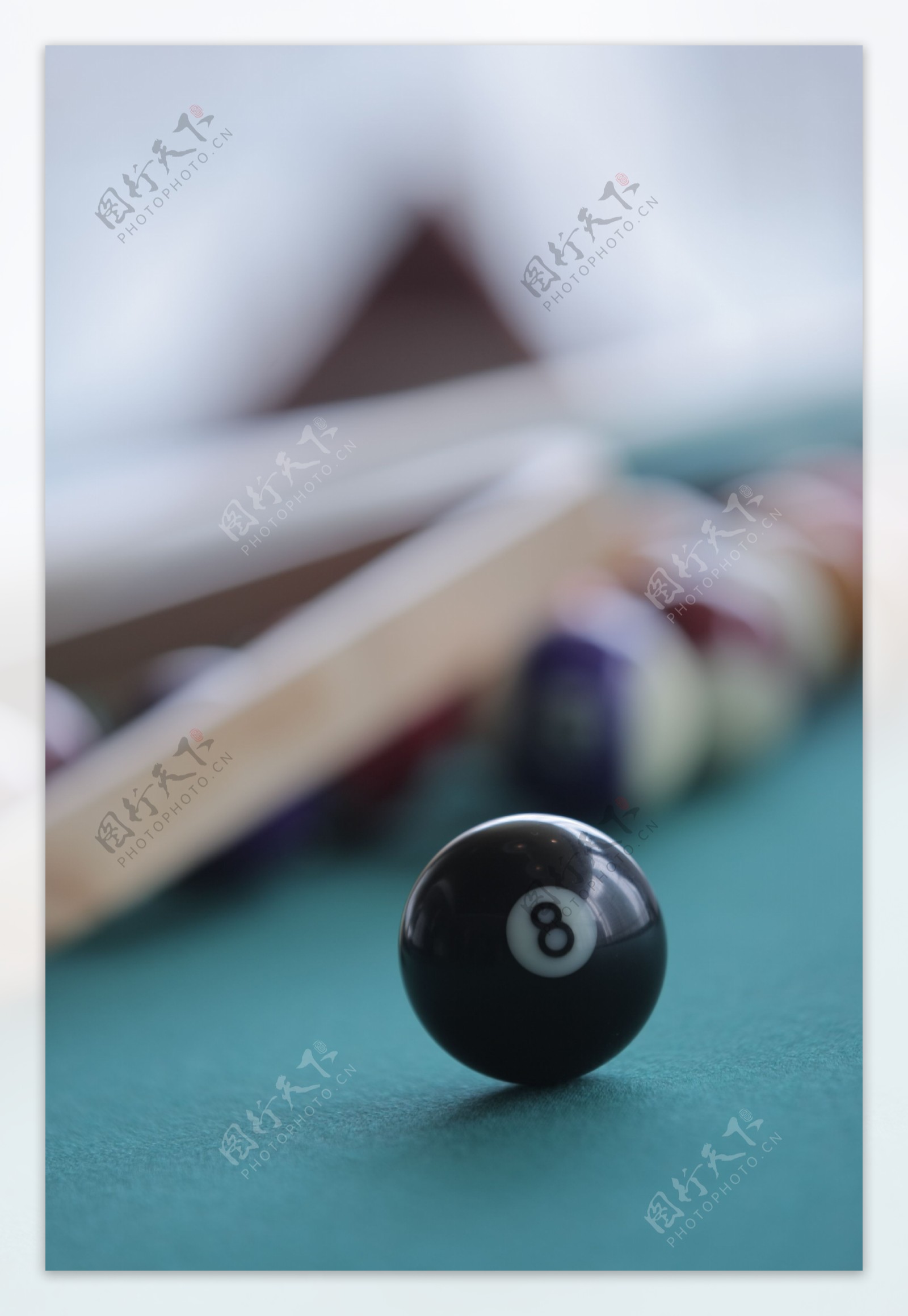 桌球黑8台球图片