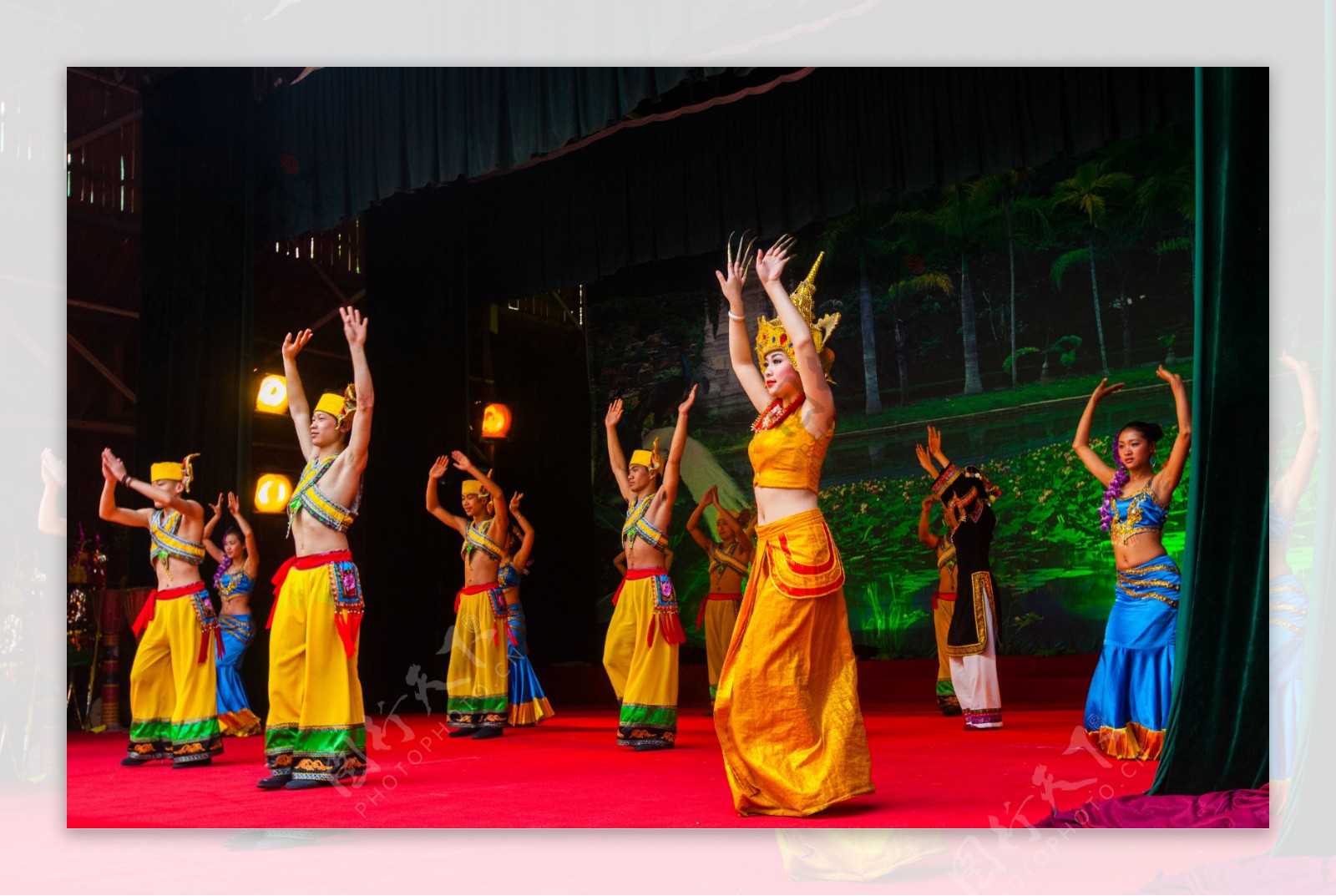 西双版纳傣族歌舞图片