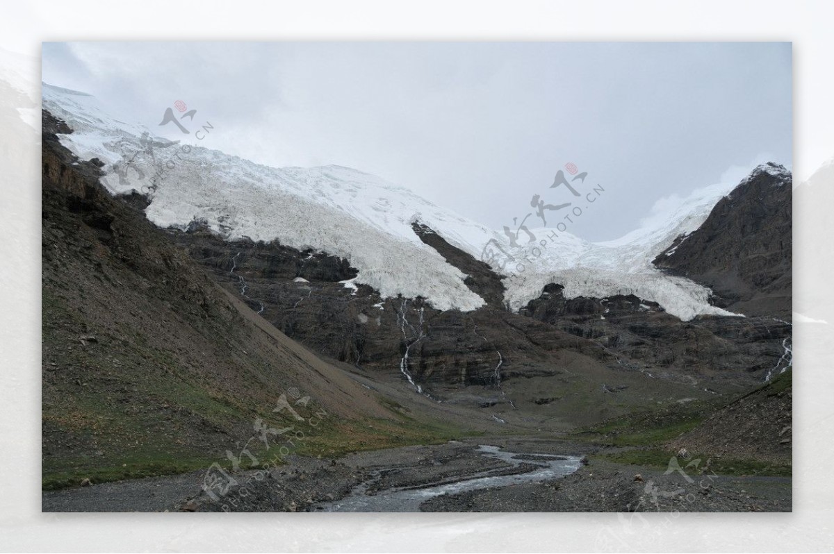 卡若拉冰川雄伟图片