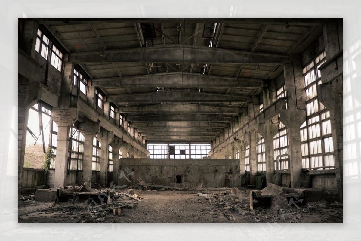 倒塌的工厂图片