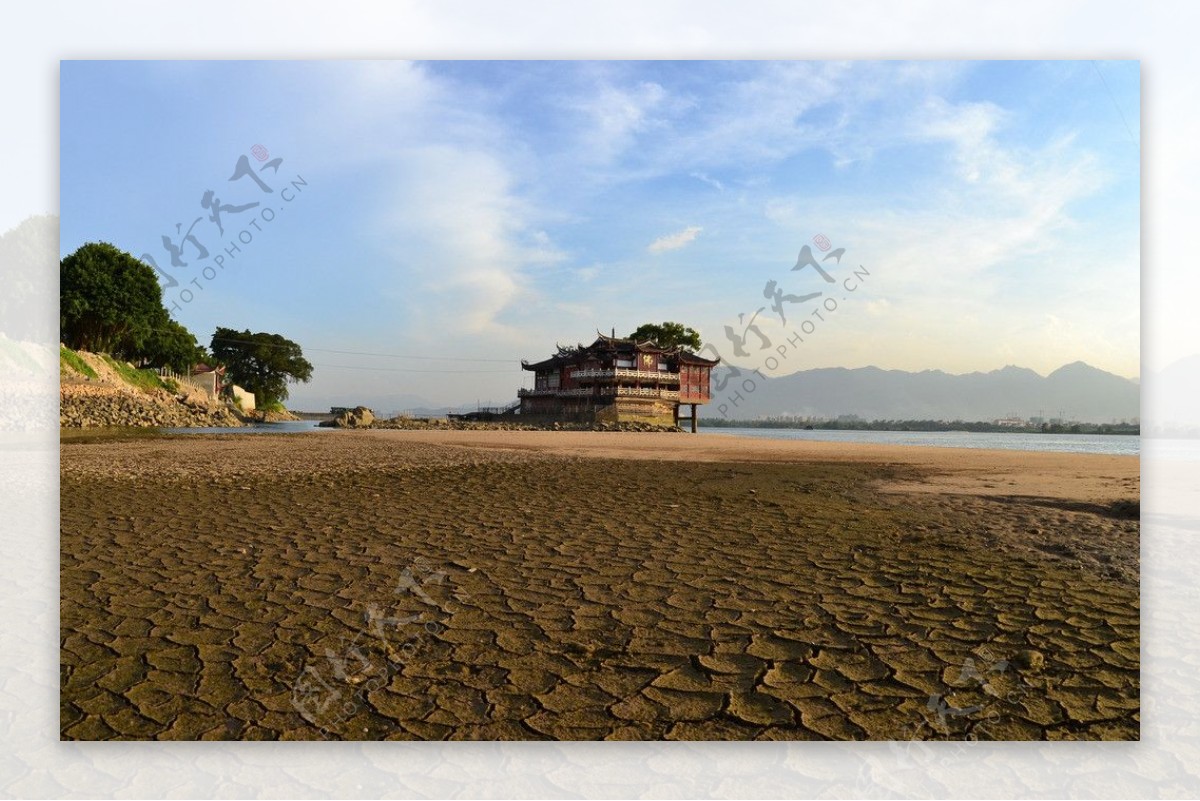 闽江上的金山寺图片