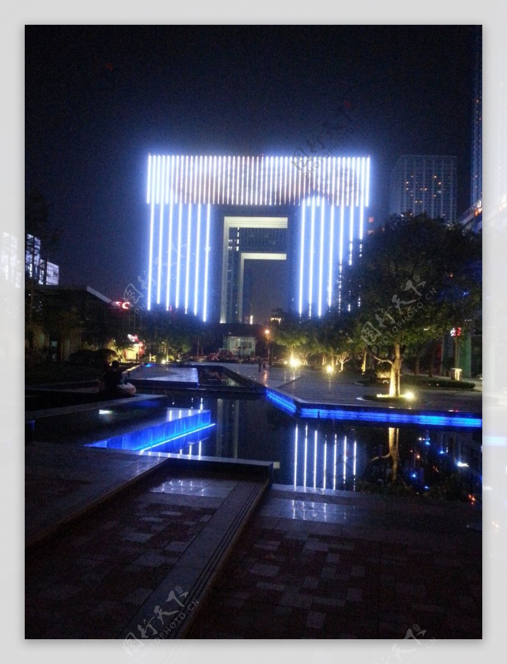 南京奥体夜景图片