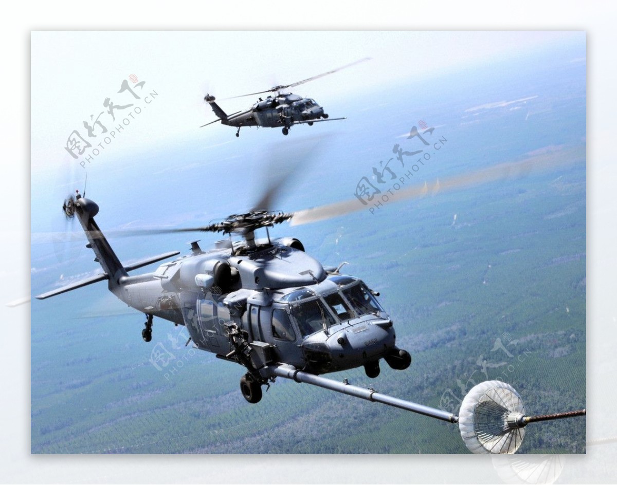 美国铺路鹰直升机图片