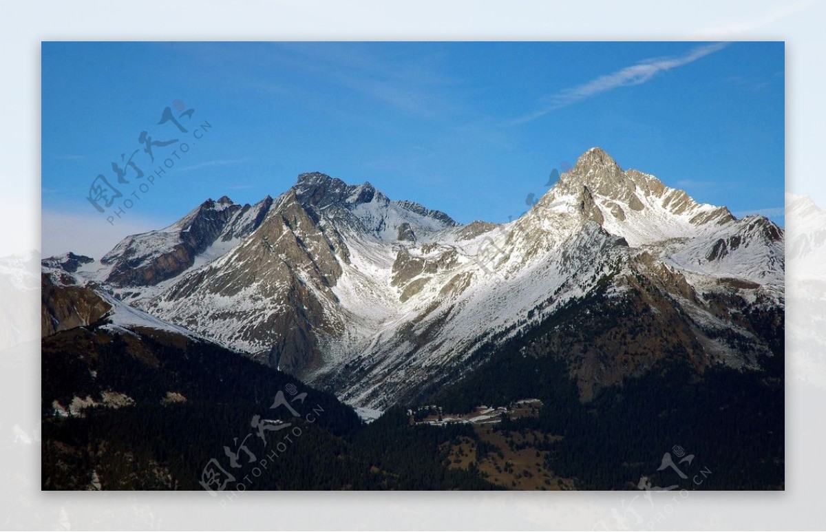 阿尔卑斯山脉图片