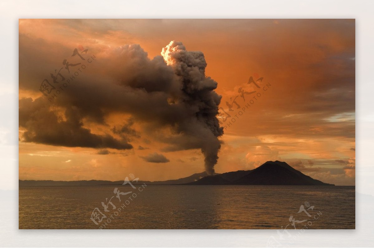 塔乌鲁火山图片