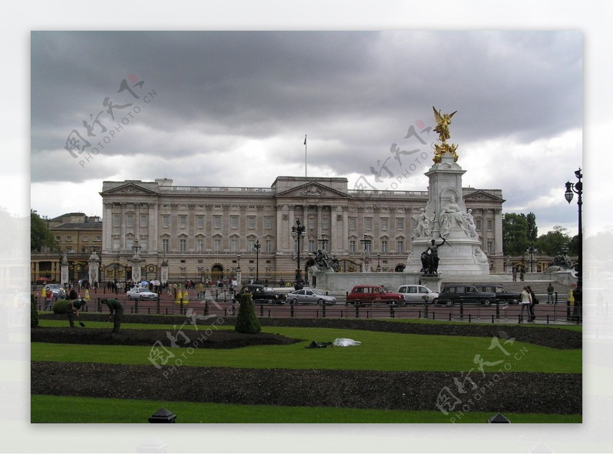 白金汉宫英国伦敦君主官邸皇宫行宫宫殿宫外国国外雕塑图片