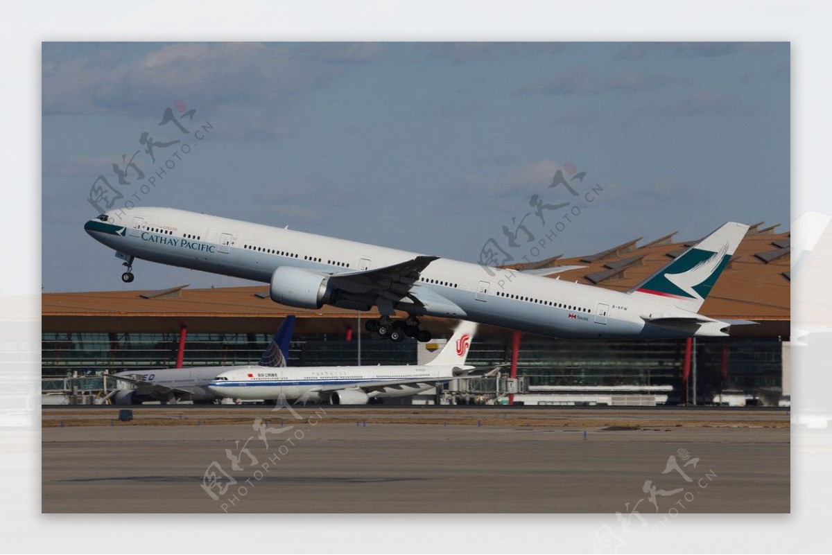 国泰航空波音777图片