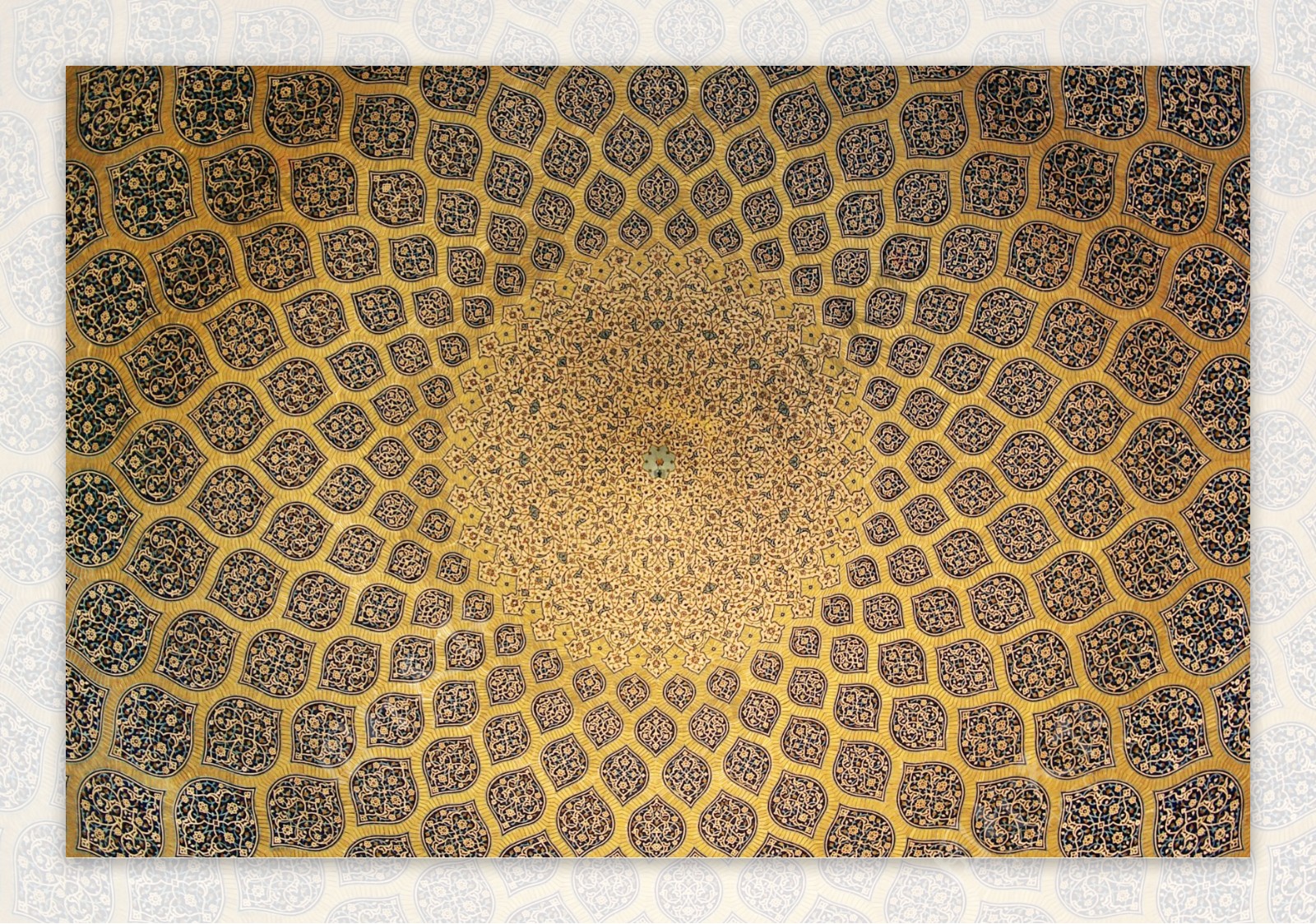 伊朗伊斯法罕清真寺天花板图片