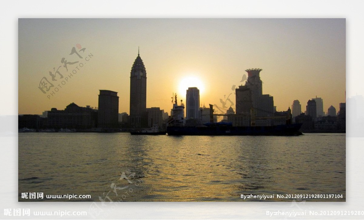 上海外滩夕阳图片