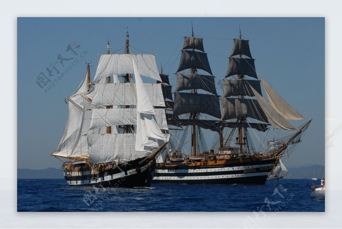 老式帆船图片