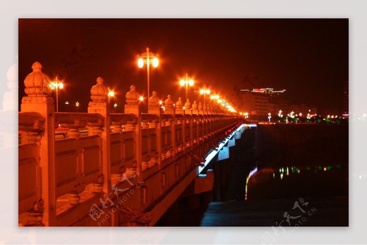 东方红大桥夜景图片