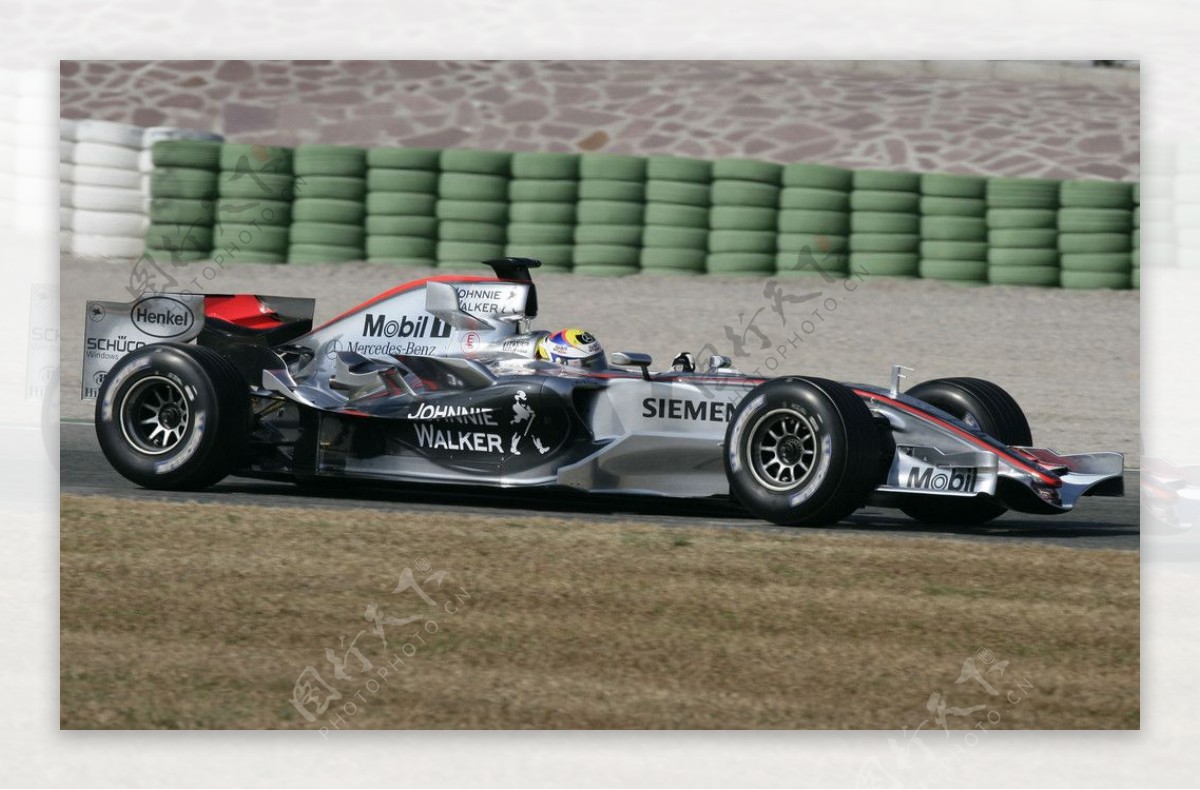迈凯轮奔驰F1赛车图片