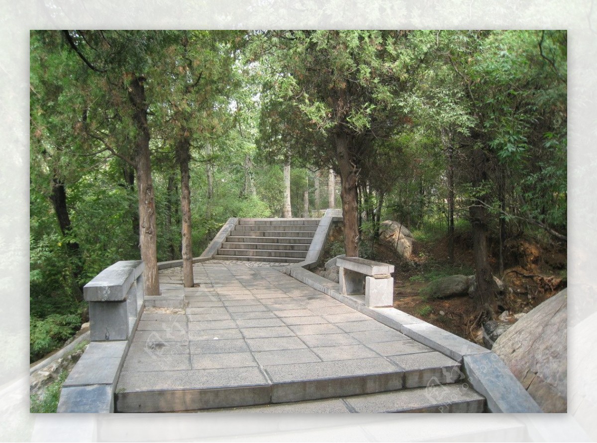 逍遥谷登山步道图片