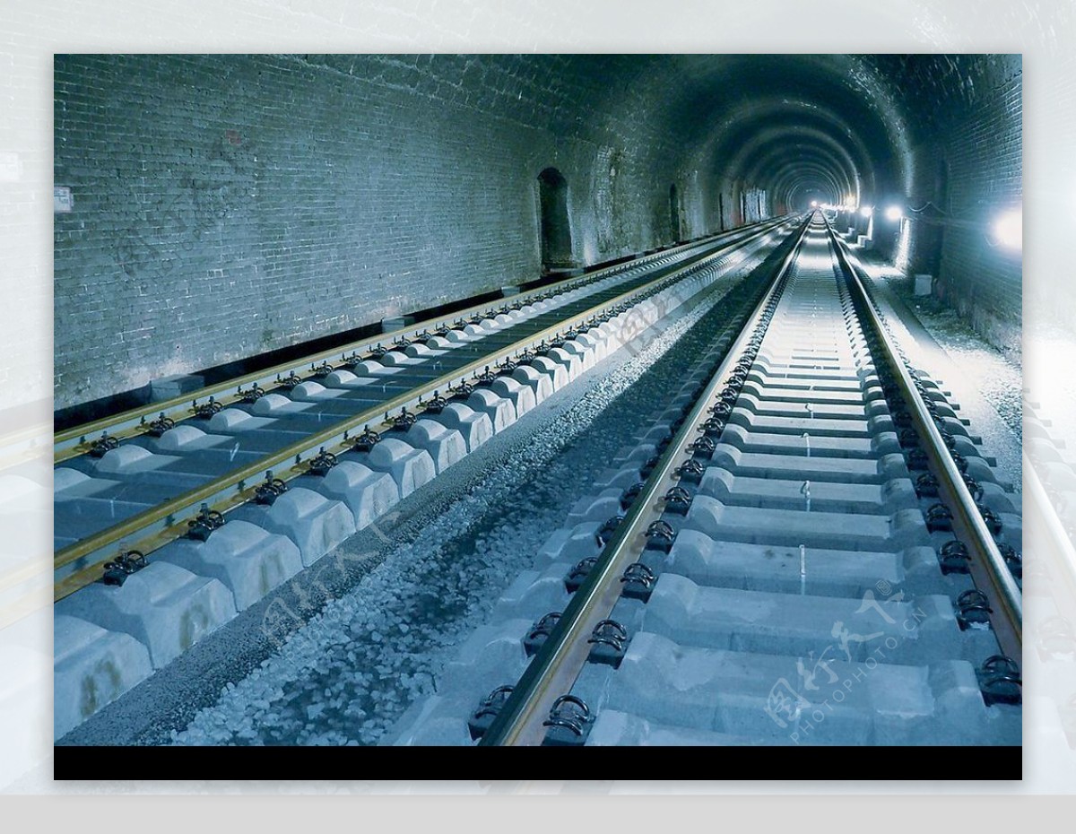 铁路隧道图片