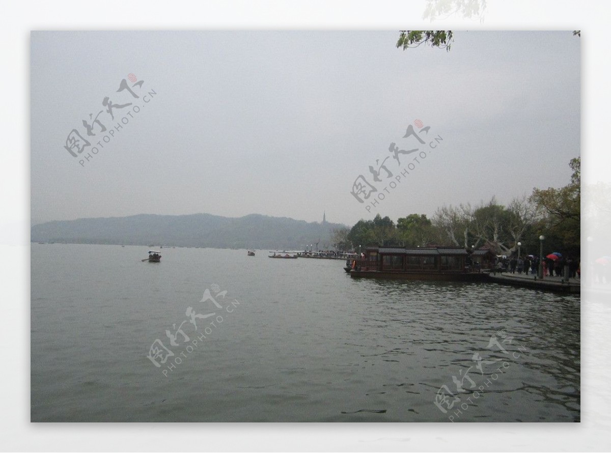 杭州西湖游船图片