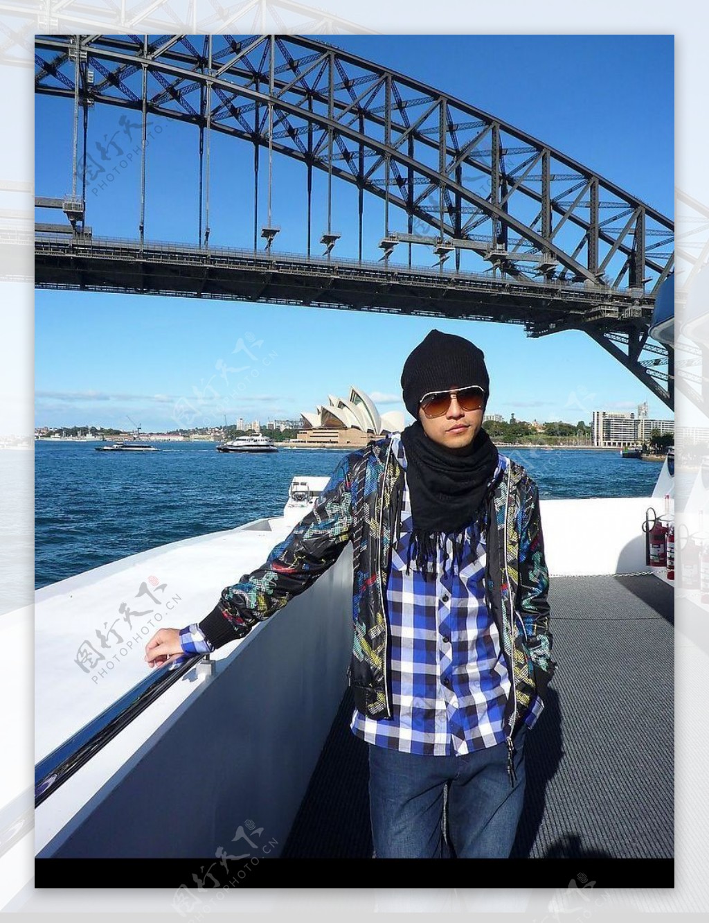 周杰伦游澳洲悉尼港图片