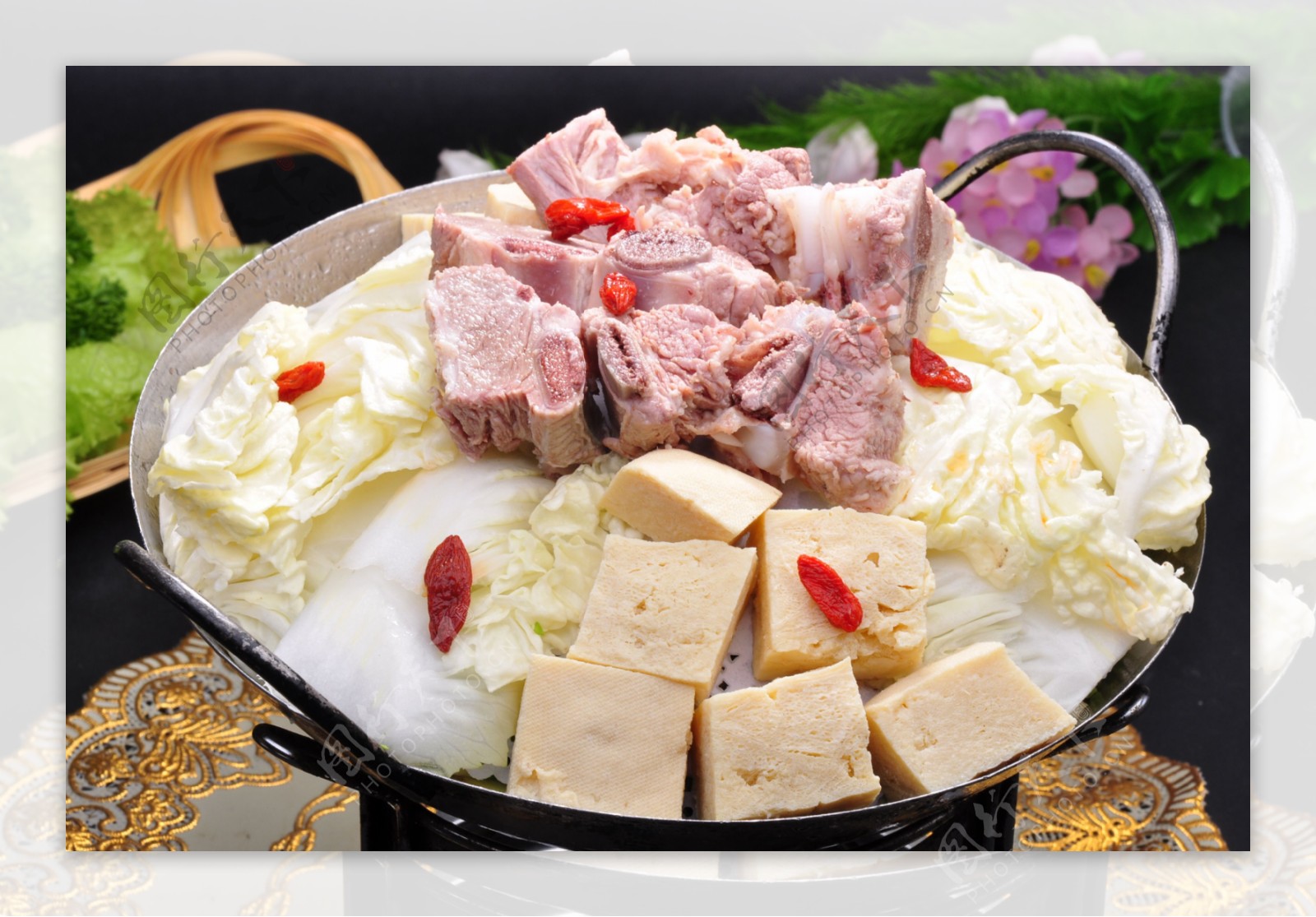 大白菜豆腐排骨锅图片