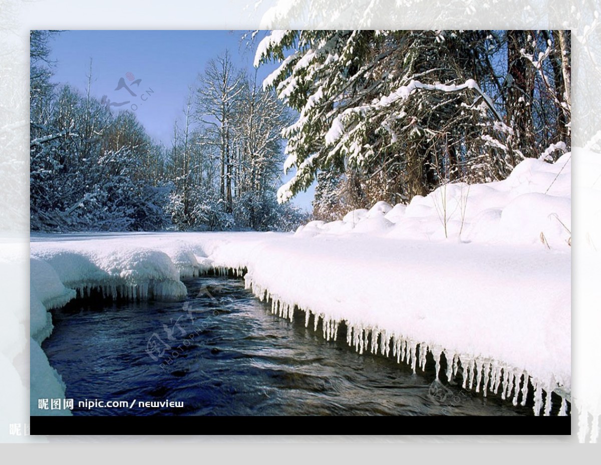 雪景河边1图片