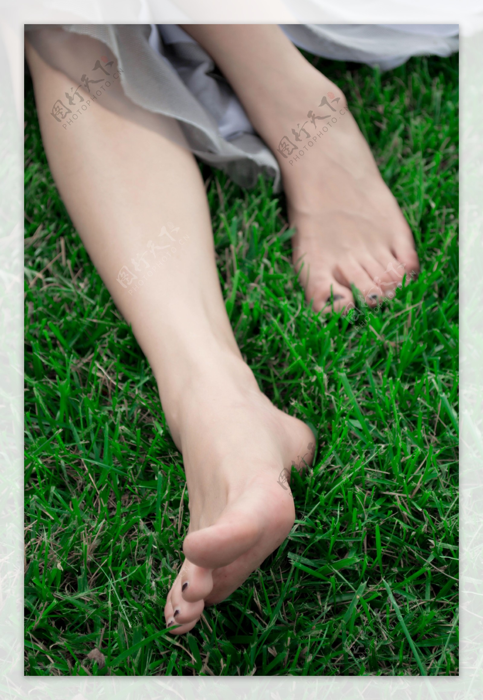 ssa第670期：腿模可儿的肉色丝袜美图写真（上）-SSA丝社