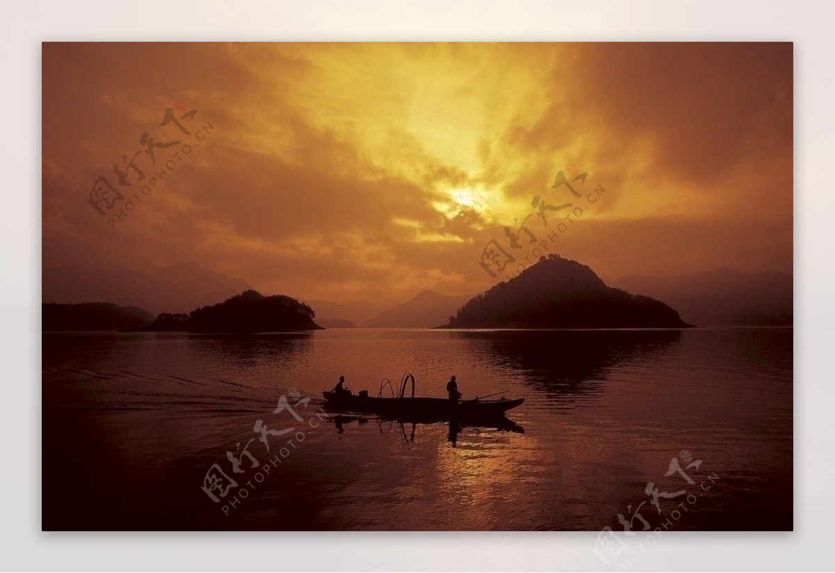 千岛湖晨钟渔曲图片