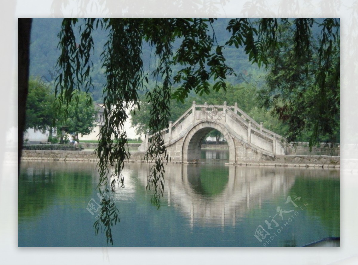 宏村南湖桥图片