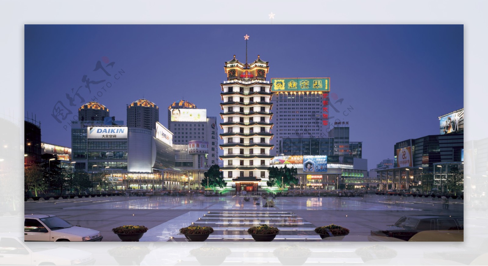 郑州二七纪念塔夜景图片