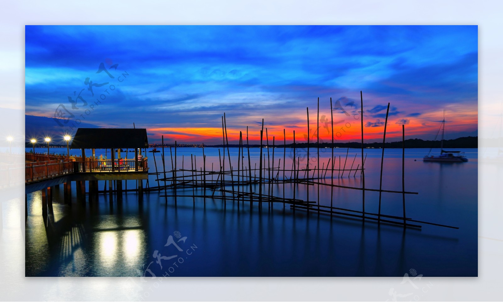 新加坡湖桥美景图片