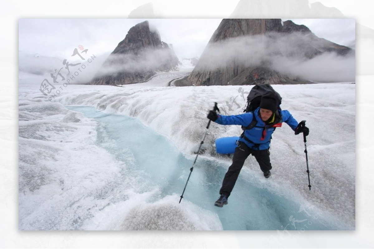 冰川徒步探险图片