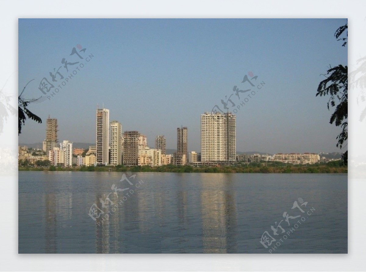 印度孟买市郊新建住宅图片