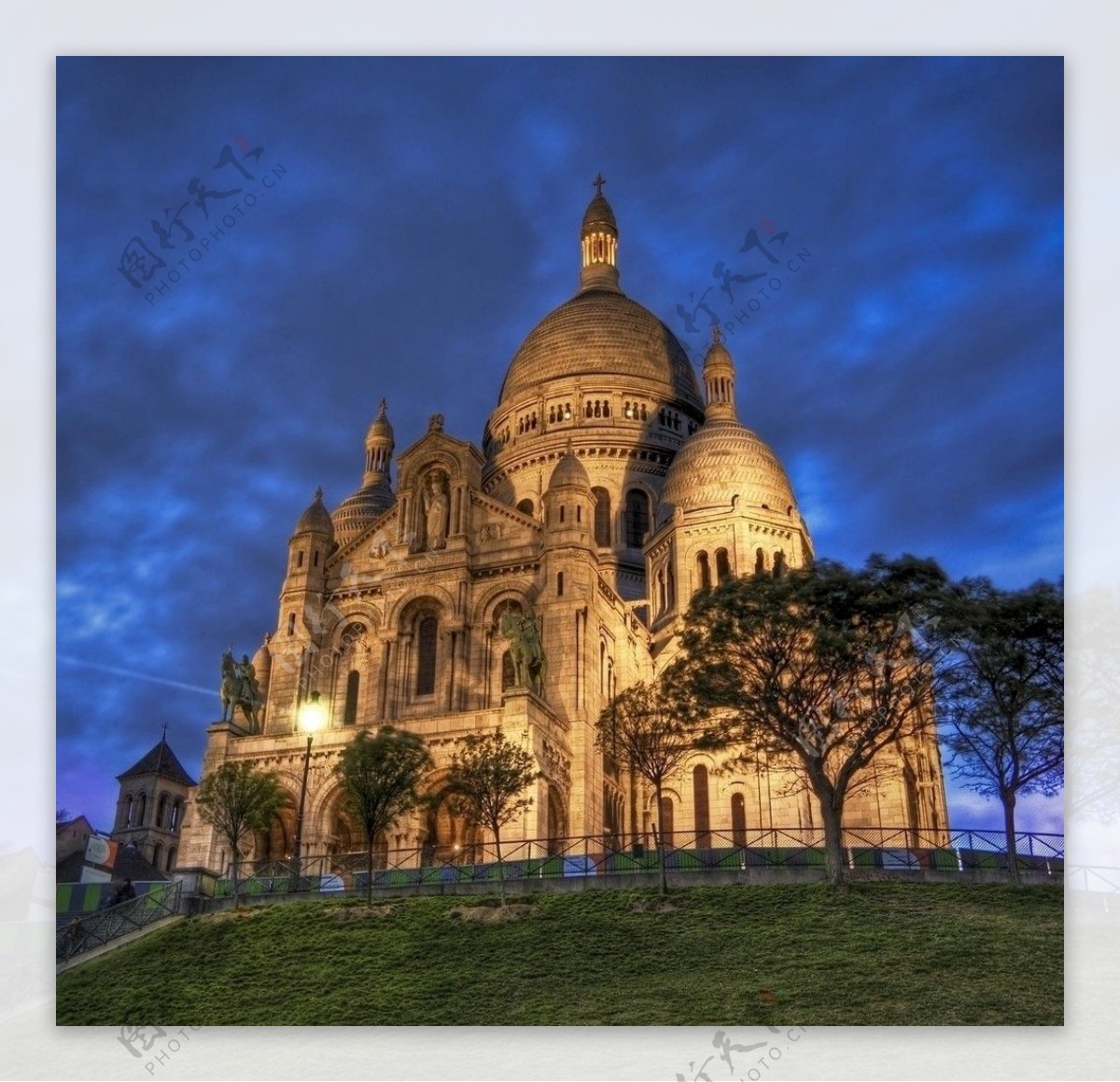 巴黎著名的大教堂图片