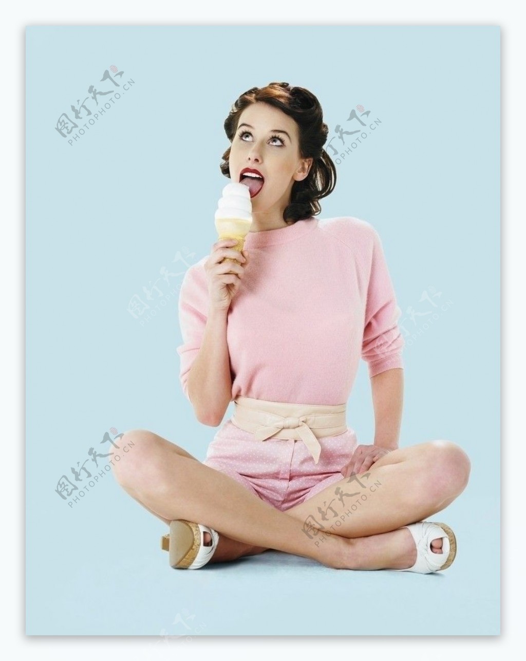 性感冰淇淋美女图片